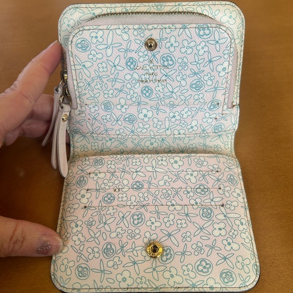 Rare Compact Louis Vuitton Pink Blue Floral Wallet 🌸 - Picture 2 of 13